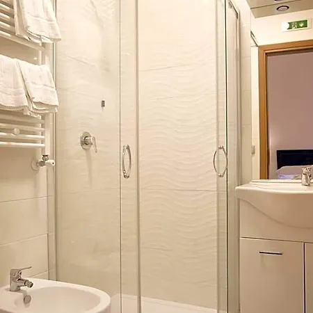 Silva Hotel 3*