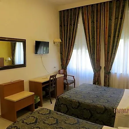 Silva Hotel 3*